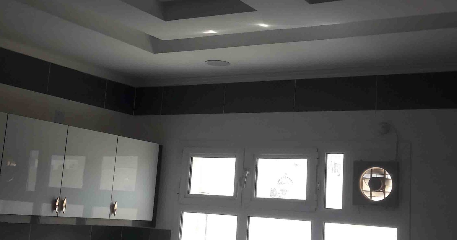ceiling4